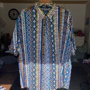 Bold Patterned Shirt by - Multicolor